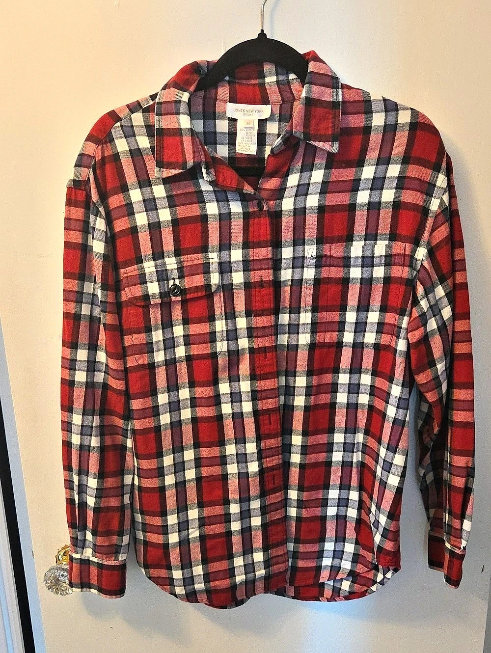 Jones New York Sport Plaid Button Down Shirt in Red & Black Size Medium
